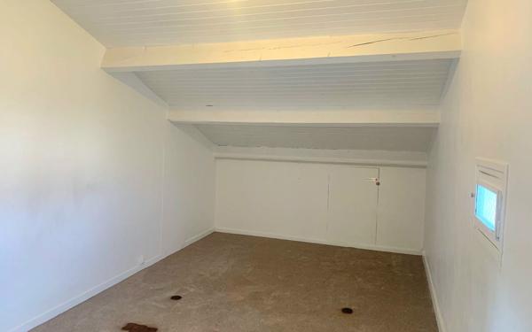 Maison à louer    4 pièces •  Chasse-sur-Rhône