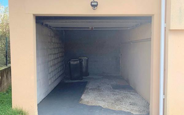 Maison à louer    4 pièces •  Chasse-sur-Rhône