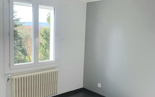 Maison à louer    4 pièces •  Chasse-sur-Rhône