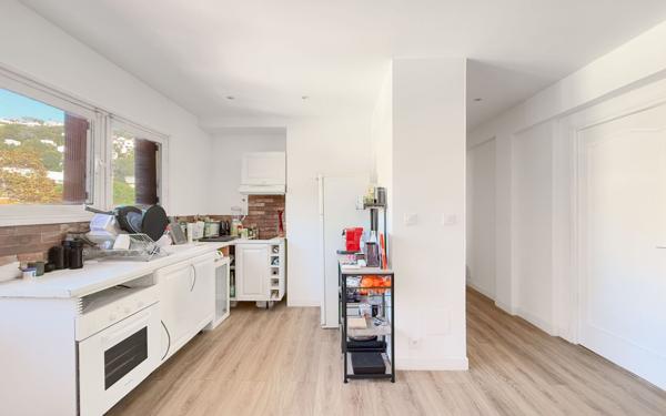 Appartement à vendre    3 pièces • 53,69 m2 Nice