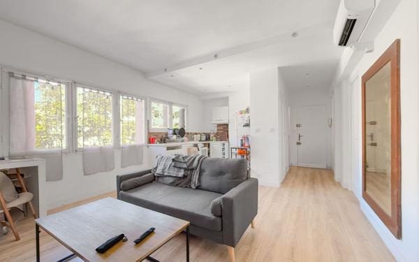 Appartement à vendre    3 pièces • 53,69 m2 Nice