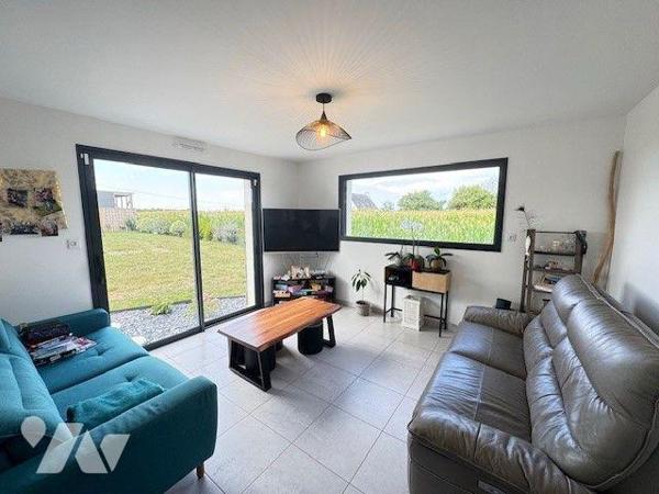 A vendre maison MOELAN SUR MER (29)

En direction du port de Brigneau, dans un quartier calme...