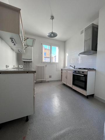 Réf. 5578JH : T2 avec parking à Bergerac !