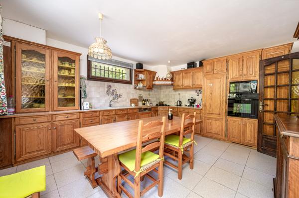 Saint-Paul-de-Vence (06570) À vendre – Saint-Paul-de-Vence