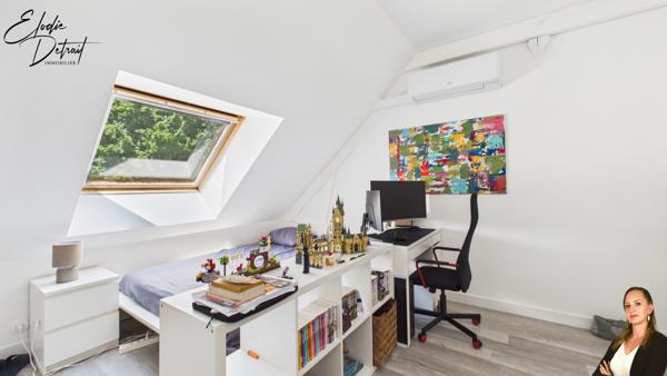 Maison
         8 pièces
        - 254 m² Exclusivité 479 000 € *