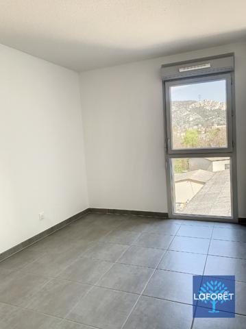 Location appartement Roquevaire - 2 pièce(s) - 39 m² - 725 €/mois