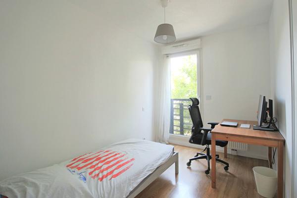 Appartement Cenon 3 pièces avec loggia et parking