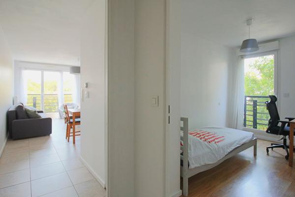 Appartement Cenon 3 pièces avec loggia et parking