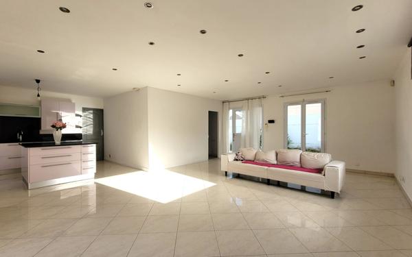 Maison à vendre    4 pièces •  Saran