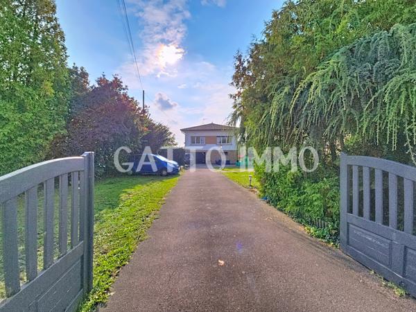 Herny (57580) MAISON INDIVIDUELLE RENOVEE 130m² // 20 ARES // 3 CH // GRAND GARAGE // JARDIN