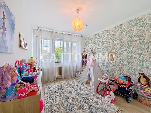 Herny (57580) MAISON INDIVIDUELLE RENOVEE 130m² // 20 ARES // 3 CH // GRAND GARAGE // JARDIN