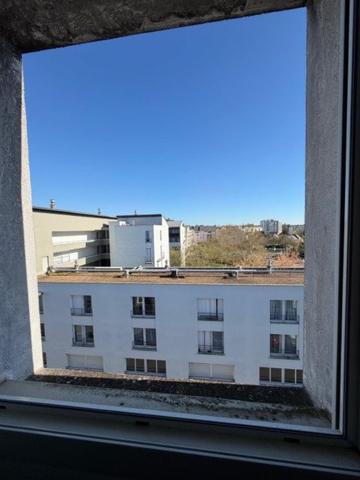 INVESTISSEMENT CLE EN MAIN : STUDIO 18 M2, TRAM/BUS A PROXIMITE, PARKING