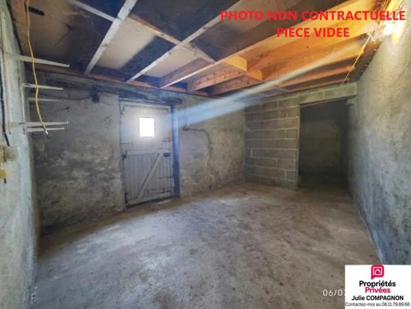 Maison ST REMY EN MAUGES  88 m² env - 3 CHAMBRES -DEPENDANCES