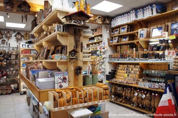 Local commercial à vendre – Emplacement stratégique à La Clusaz (74220)