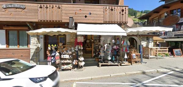Local commercial à vendre – Emplacement stratégique à La Clusaz (74220)