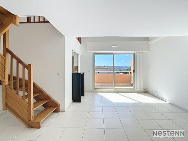 Antibes -Badine-dernier étage