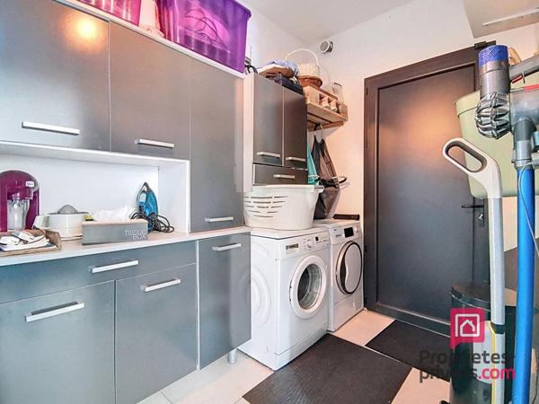 Villa contemporaine, 6 pièces 156 m2