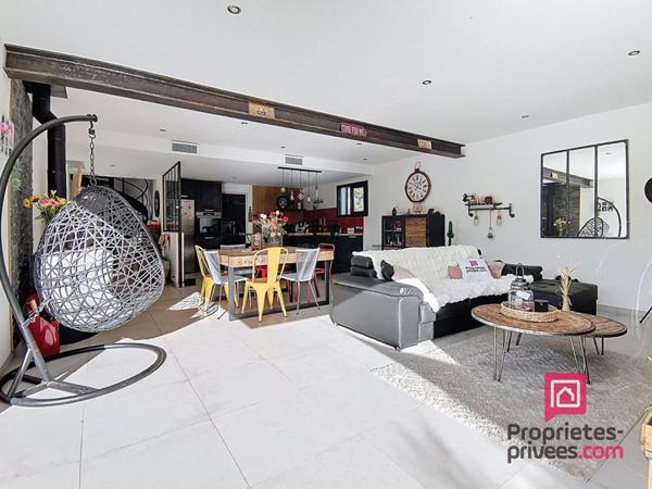 Villa contemporaine, 6 pièces 156 m2