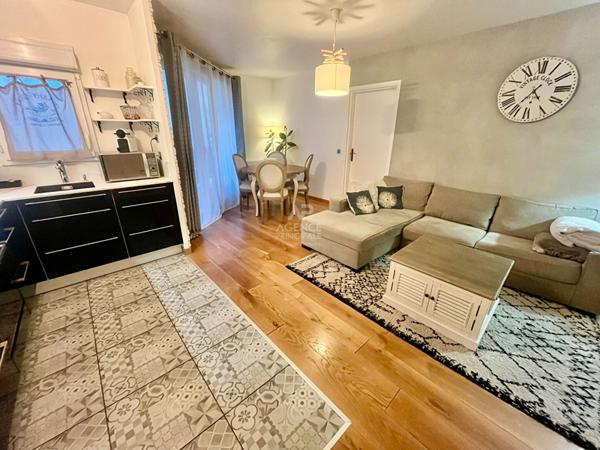 Appartement Cergy 3 pièce(s) 52 m2 €180 000 ** - Référence 2275