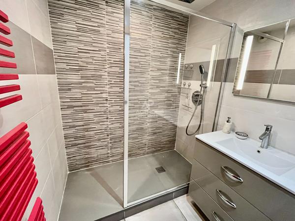 Appartement Cergy 3 pièce(s) 52 m2 €180 000 ** - Référence 2275