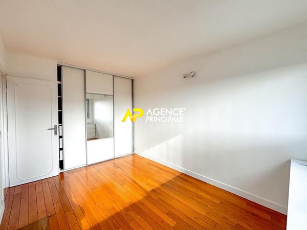 Sartrouville - La Vaudoire - Appartement 3 pièces 61.48 m2 avec cave et parking €329 000 ** - Référence 9558