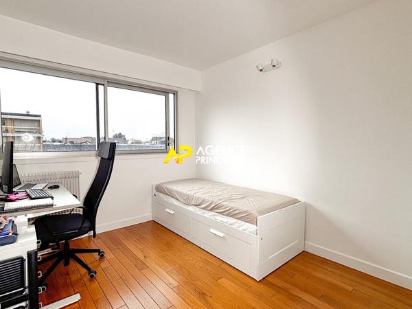 Sartrouville - La Vaudoire - Appartement 3 pièces 61.48 m2 avec cave et parking €329 000 ** - Référence 9558