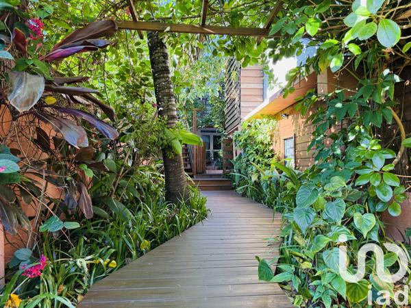 Maison à vendre 10 pièces 197 m² Saint-Pierre