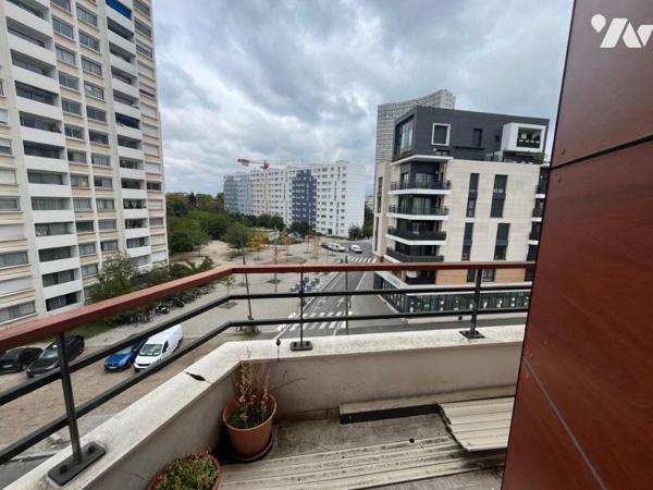 Colombes - Appartement 2 pièces avec balcon et parking en sous sol