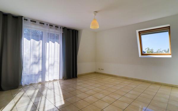 Appartement à vendre    3 pièces • 61 m2 Fessenheim