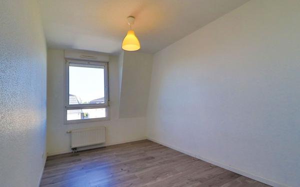 Appartement à vendre    3 pièces • 61 m2 Fessenheim