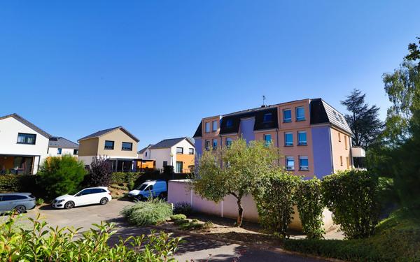 Appartement à vendre    3 pièces • 61 m2 Fessenheim