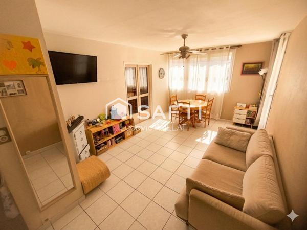 2ème avec ascenseur, ensoleillé et calme