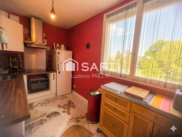 2ème avec ascenseur, ensoleillé et calme