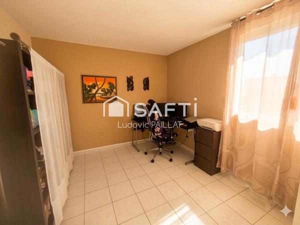 2ème avec ascenseur, ensoleillé et calme