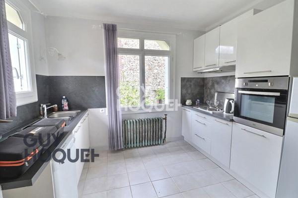 Charmante maison familiale avec sous-sol complet et jardin