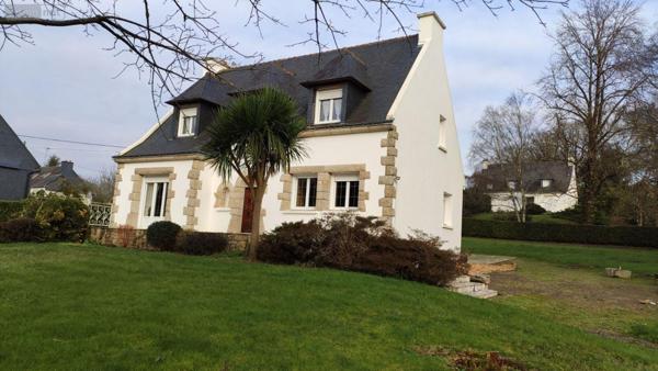 Maison individuelle à vendre à Pluméliau-Bieuzy dans le Morbihan (56930), ref : 065/1768   
Campagne