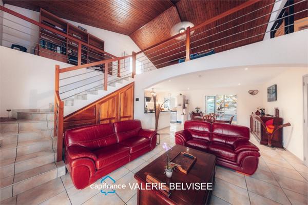 Magnifique villa F5 avec piscine - 200m d'altitude – Saint-Louis