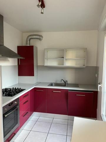 T3 NON MEUBLE – 70 m2 – BALCON – GARAGE – 69300 CALUIRE ET CUIRE