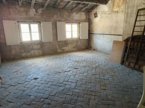 Maison Villeneuve-lès-Avignon 240 m²