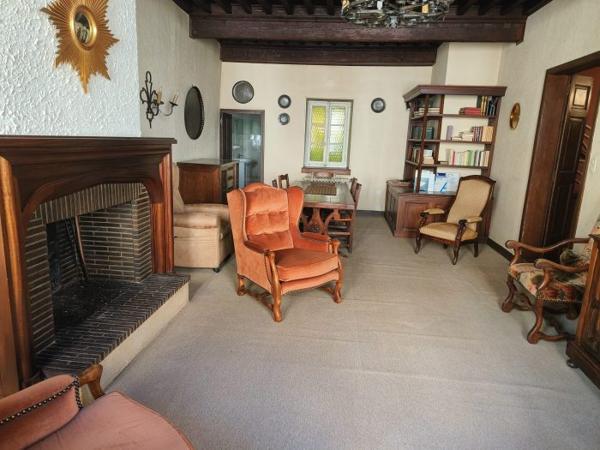 Maison Villeneuve-lès-Avignon 240 m²