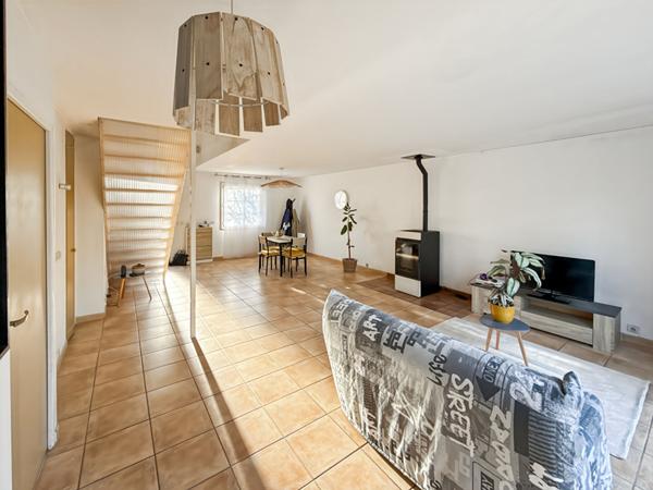 Maison Savigny Le Temple 7 pièce(s) 117 m2