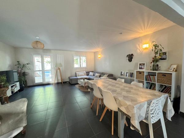 Maison à louer 7 pièces PELLOUAILLES LES VIGNES (49)