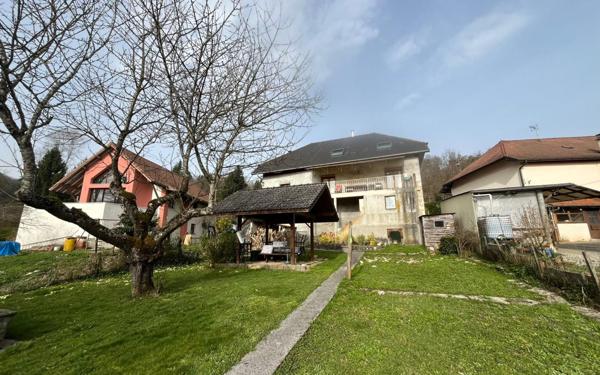 Appartement à vendre    6 pièces • 155,52 m2 Albens