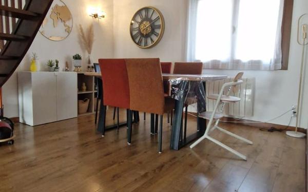 Appartement à vendre    6 pièces • 155,52 m2 Albens