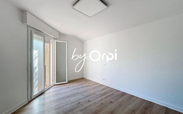 Maison à vendre    10 pièces •  Cournon-d'Auvergne