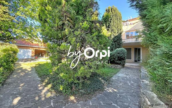 Maison à vendre    10 pièces •  Cournon-d'Auvergne