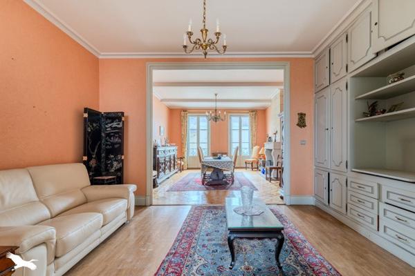 Maison à vendre 295 000 € Libourne 6 p 167 m² DPE C
