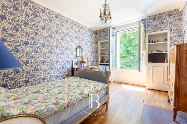 Boulogne-Billancourt, Maison 6 Chambres -  211 m² à vendre