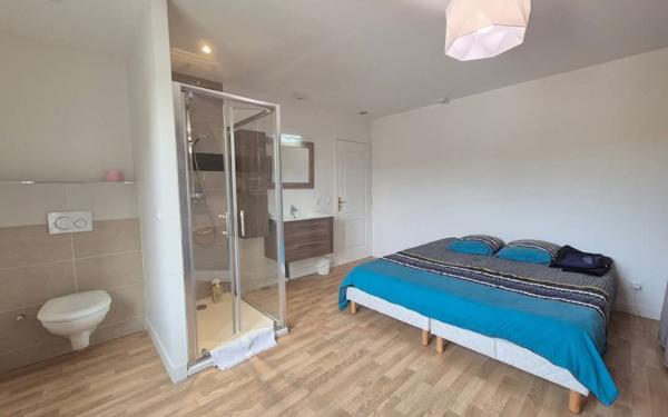 Maison à vendre    5 pièces • 154 m2 Crécy-la-Chapelle