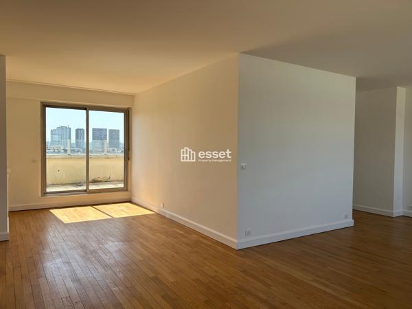 Location Appartement 4 pièces 109.4 m² - Paris 75016